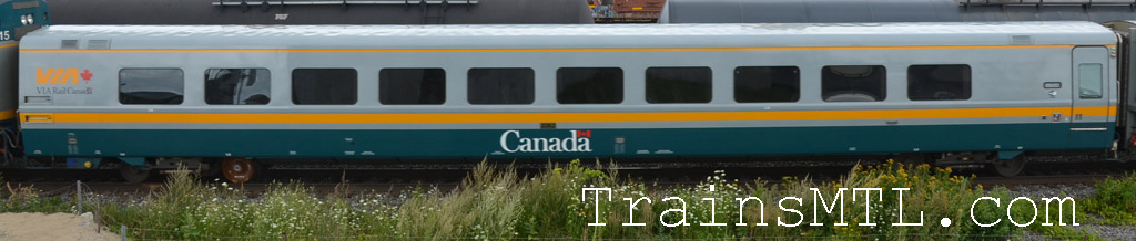 Passenger car VIA 3362 left side / Wagon de passager VIA 3362 coté gauche